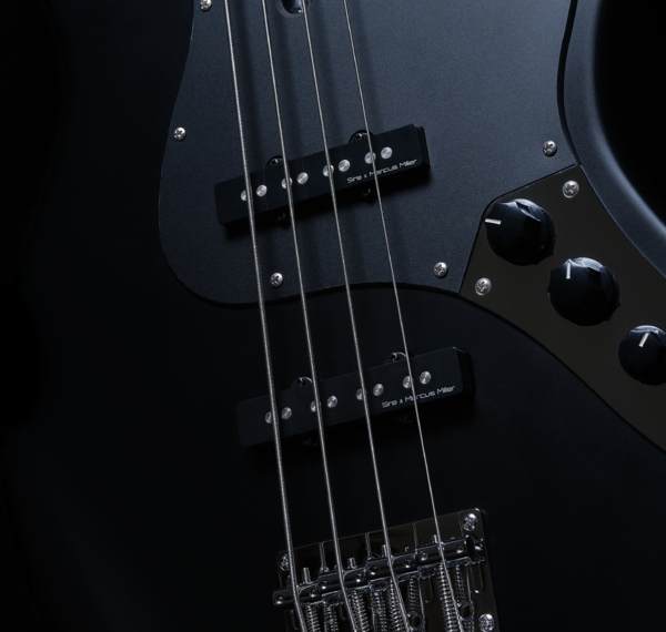 Marcus Miller Conjunto Standard-J Revolution