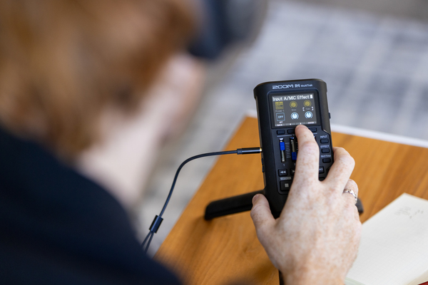 AGGIUNGI I TUOI EFFETTI