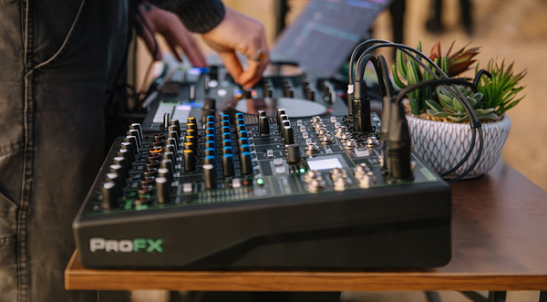 Onyx™-Vorverstärker mit 60 dB Verstärkung