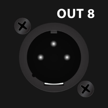 8 saídas XLR servo-balanceadas