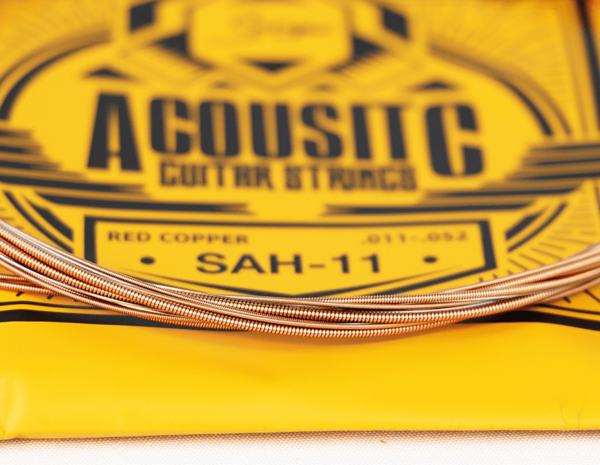Cordes de guitare folk en cuivre rouge pour un son chaleureux et un confort durable